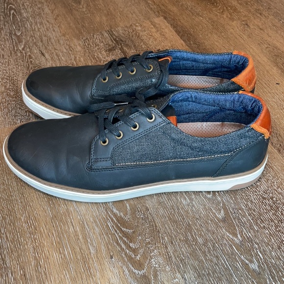 ALDO Shoes - Picture 2 of 5